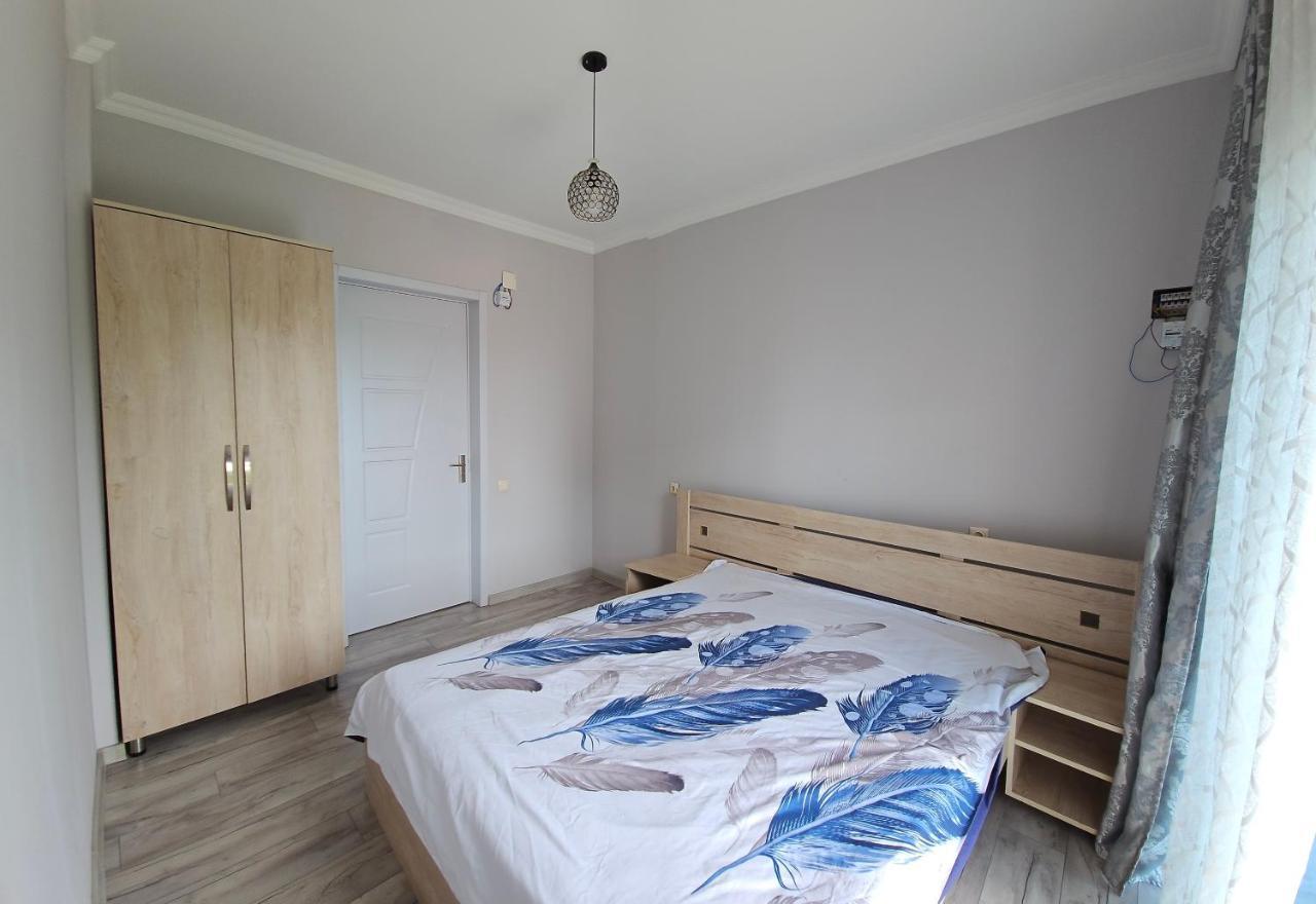 Tete Guest House Batumi Exterior photo